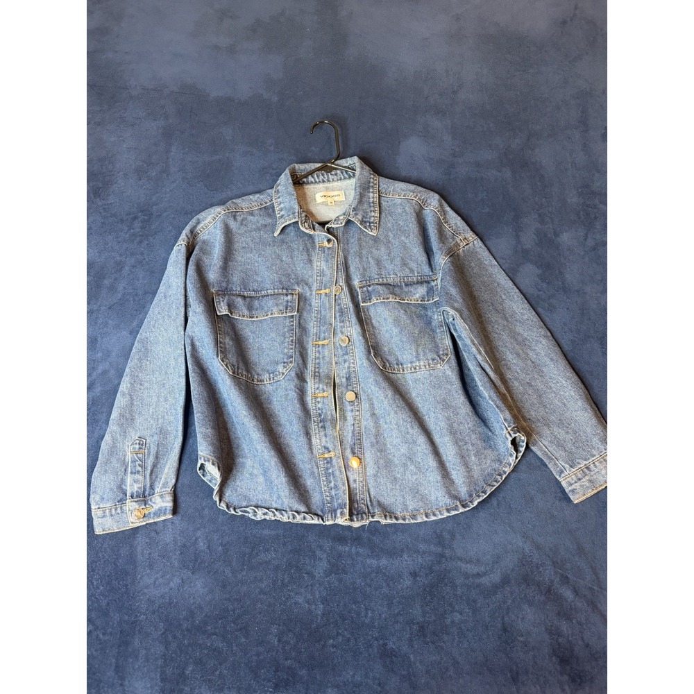 Vigoss Denim Jacket Womens Medium Light Wash Blue Button Front Pockets